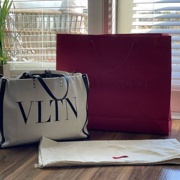 Valentino Canvas Tote. - Picture 8 of 12